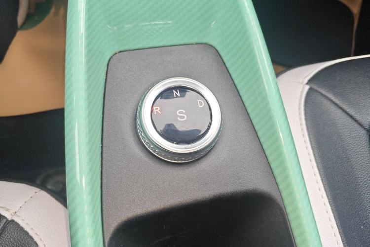 Used  Yuanbao 2022 Smart Version
