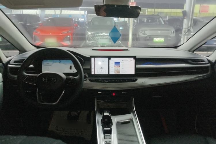 Used Geely Auto Jiajie 2023 Geely Jiaji L 1.5TD DCT Luxury Model