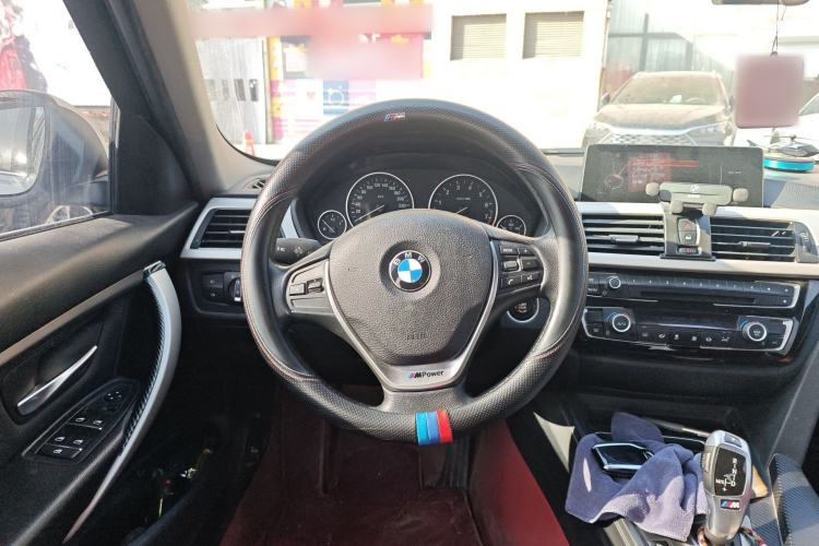 TDK.VehicleDetails.img