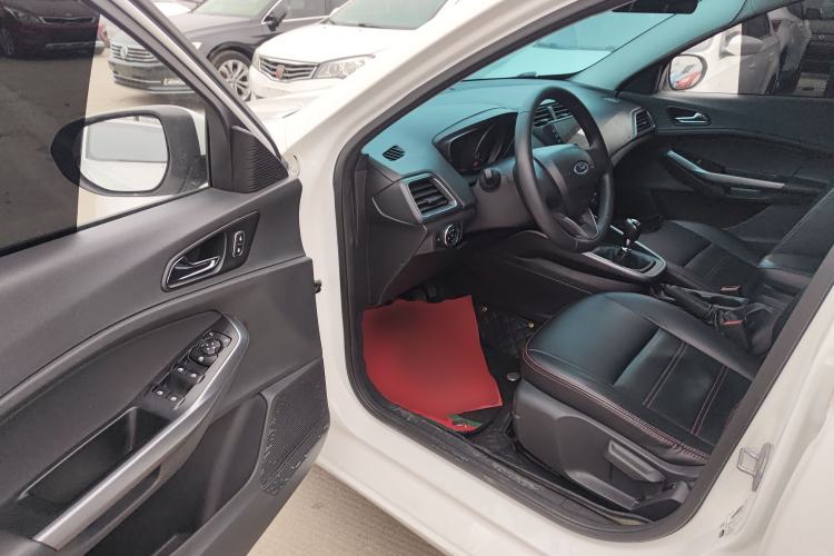 Used Ford Escort 2019 Revised Version 1.5L Manual Quality Enjoyment Type China VI Standard
