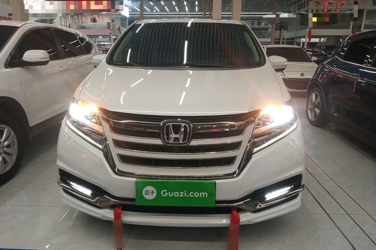 Used Honda Elysion 2019 2.0L Hybrid Supreme Edition
