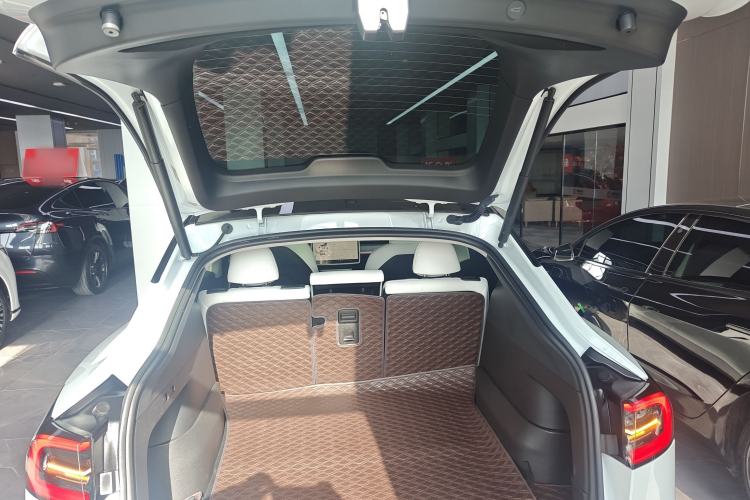 Used Tesla Model Y 2024 Rear-Wheel-Drive Version