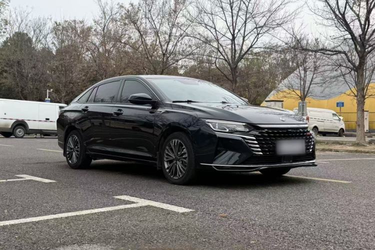 Used Dongfeng Aeolus Yixuan MAX 2023 1.5T Super-Powered Dad Edition
