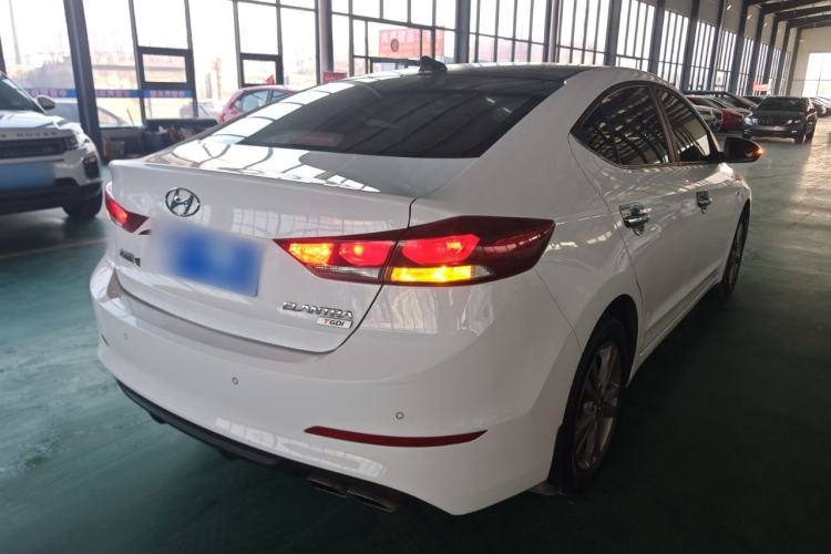Used Hyundai Elantra 2016 1.4T Dual-Clutch Xuan Dong · Dynamic Version