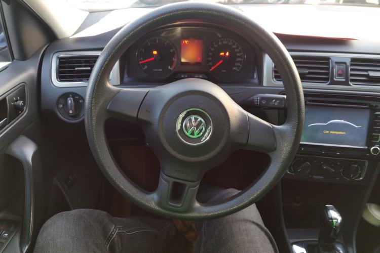 Used Volkswagen Santana 2015 1.6L Automatic Comfort Edition
