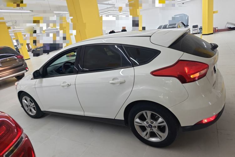 Used Ford Focus 2018 Hatchback Classic 1.6L Automatic Comfort Plus SmartDrive Edition
