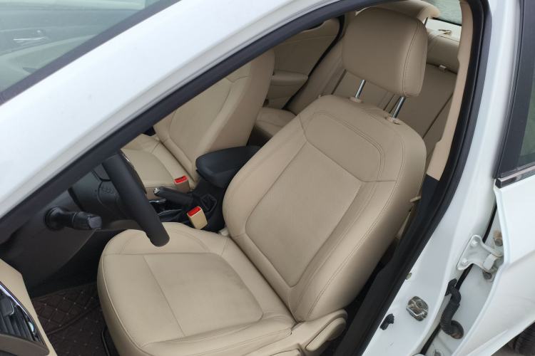 Used Changan Eado 2016 1.6L Manual Fashion Edition