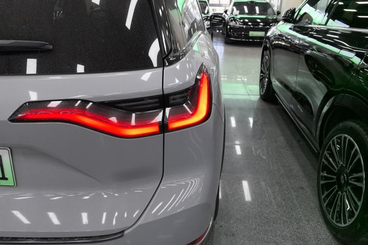 Used Nio ES8 2020 415 km Signature Edition 6-Seater Version
