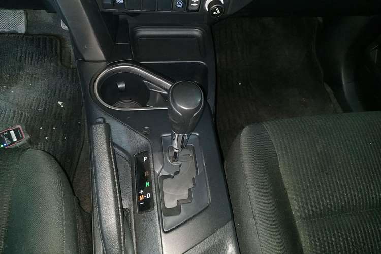 Used Toyota RAV4 2018 2.0L CVT Two-Wheel Drive Fashion X Edition