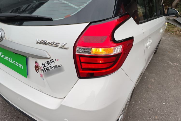 TDK.VehicleDetails.img