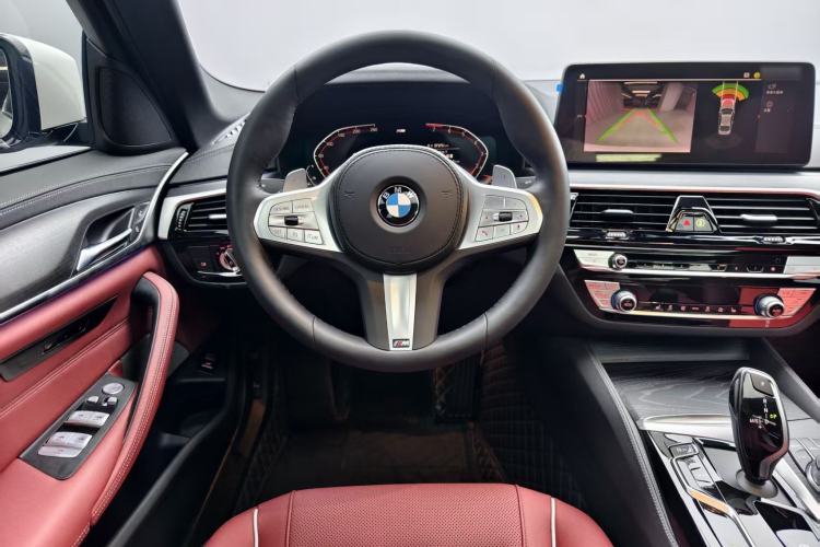 Used BMW 5 Series 2022 Second Facelift 530Li Leading Edition M Sport Package
