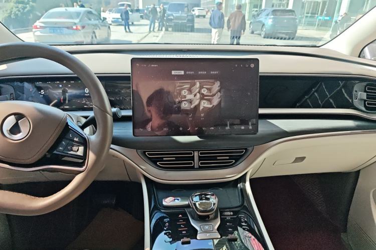 Used Denza D9 2022 DM-i 970 Four-Wheel Drive Prestige Model
