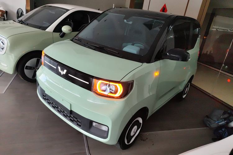 Used Wuling Hongguang MINIEV 2022 Macaron Premium Model – Lithium Iron Phosphate
