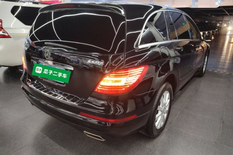 Used Mercedes-Benz R-Class 2017 R 320 4MATIC Business Edition Prestige Model