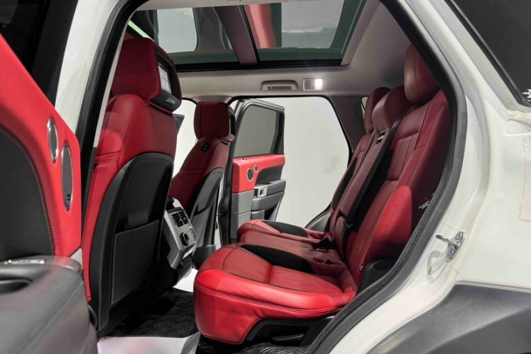 Used Land Rover Range Rover Sport 2019 3.0 L6 HSE DYNAMIC
