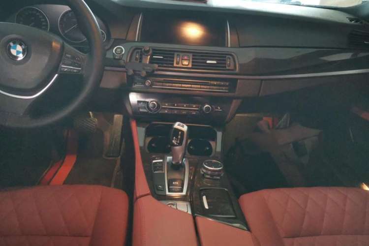 Used BMW 5 Series 2014 525Li Luxury Design Package
