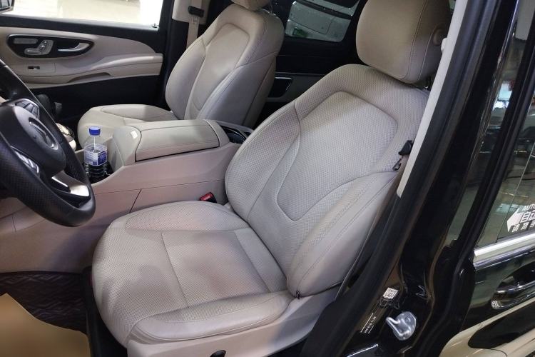 Used Mercedes-Benz V-Class 2018 V 260 L Prestige Extended Version China VI
