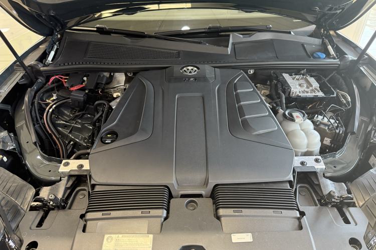 Used Volkswagen Touareg 2019 2.0 TSI Ruiyi Edition China V Standard
