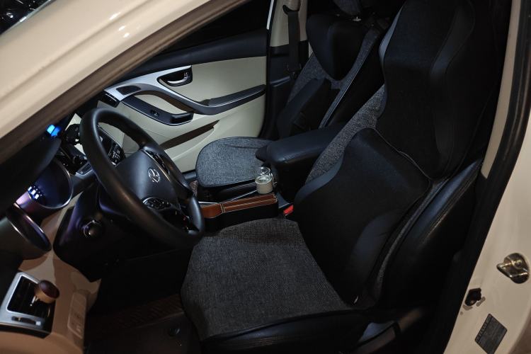 Used Hyundai Elantra 2015 1.6L Automatic Luxury Model