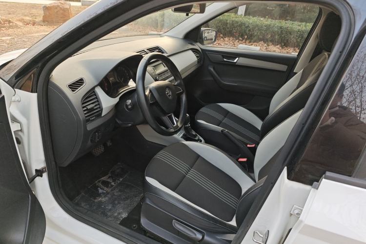 Used Skoda Fabia 2015 1.6L Automatic Sport Edition