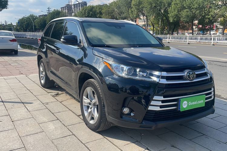 Used Toyota Highlander 2018 2.0T Four-Wheel Drive Luxury Version 7 Seats China VI Standard
