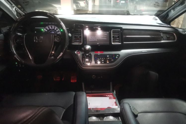 Used Honda Elysion 2016 2.4L Comfort Edition
