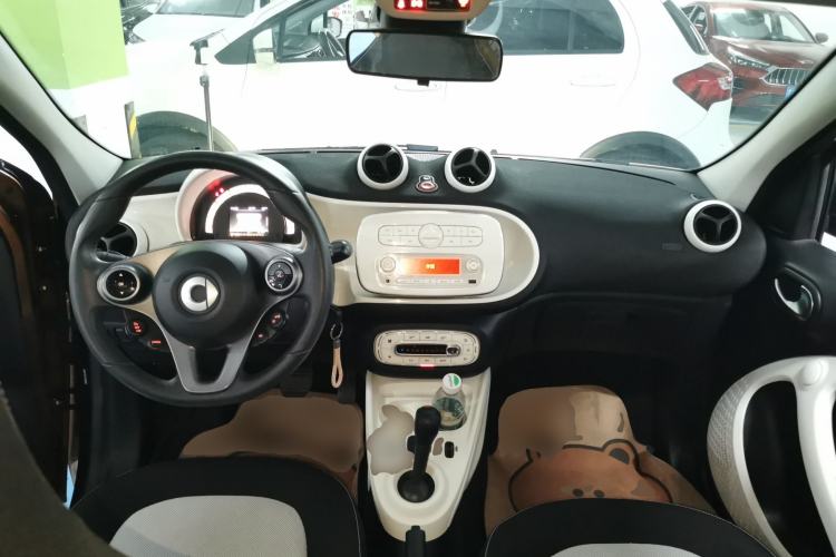 Used  forfour 2016 1.0L 52 kW Passion Edition