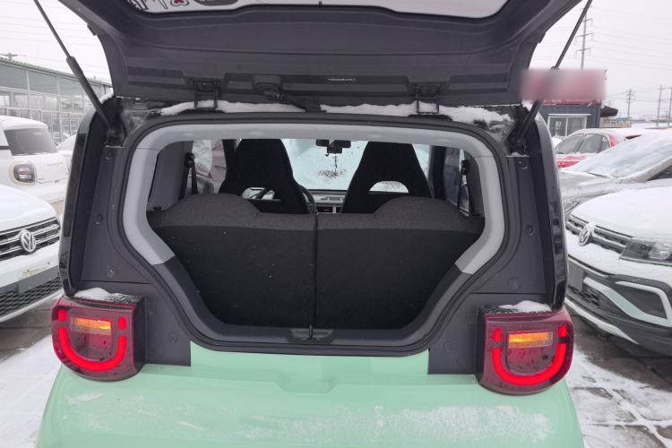 Used Chery QQ Ice Cream 2022 170km Sundae Phosphate Lithium-Ion