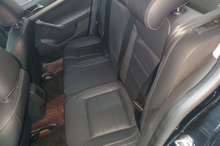 Used Volkswagen Lavida 2015 1.6L Automatic Comfort Edition
