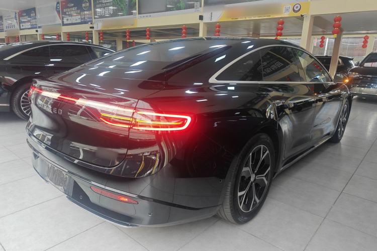 Used Hima Luxeed S7 2025 855 km Max
