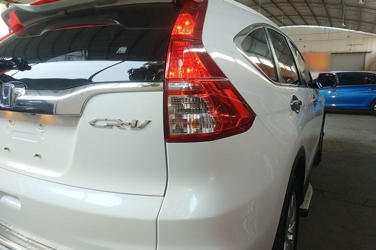 Used Honda CR-V 2016 2.0L two-wheel drive Urban Edition
