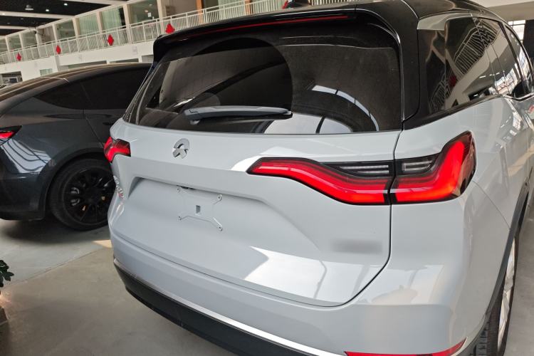 Used Nio ES8 2020 580 km Range 7-Seater Version
