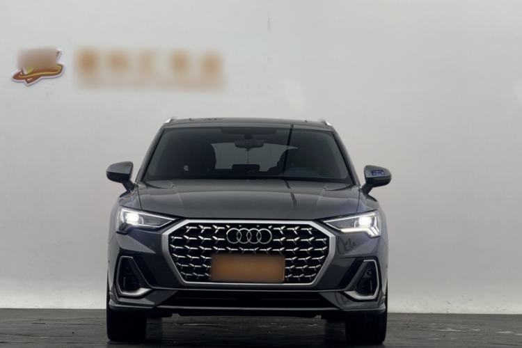 Used Audi Q3 2024 35 TFSI Fashion Dynamic Edition
