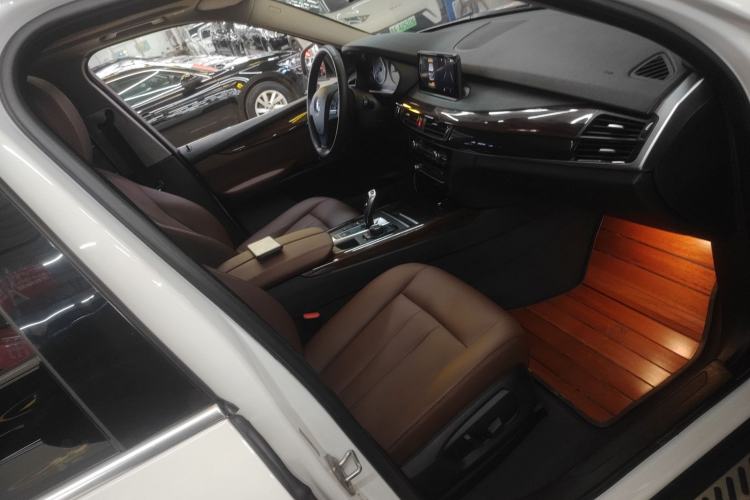 Used BMW X5 2018 xDrive35i Standard Model Small Screen Fabric Middle East
