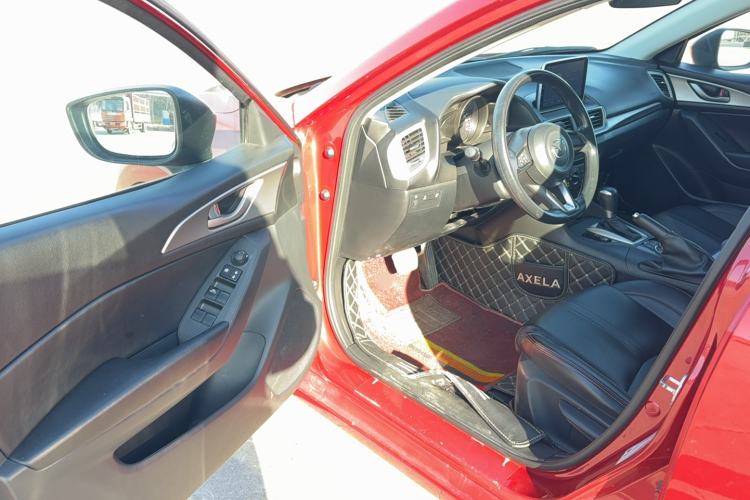 Used Mazda Mazda 3 Axela 2017 Sedan 1.5L Automatic Comfort Model Emission Standard China V