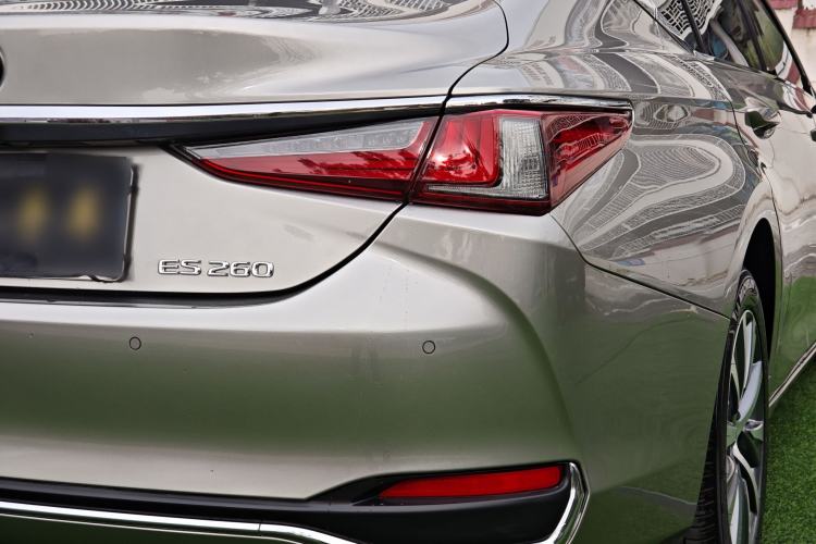 Used Lexus ES 2020 260 Excellence Edition