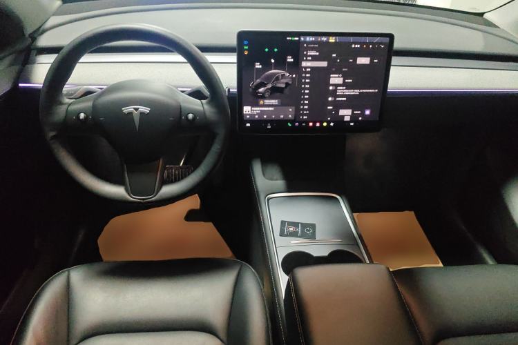 Used Tesla Model Y 2023 Rear-Wheel-Drive Version
