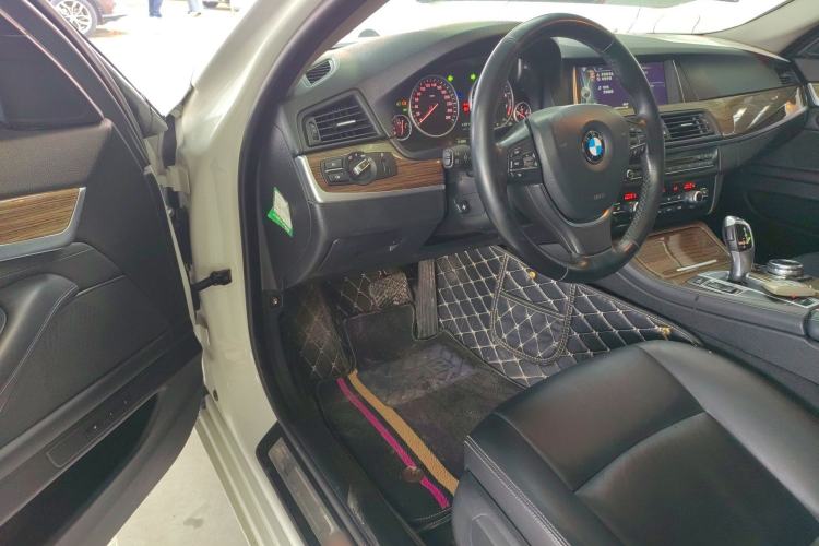 Used BMW 5 Series 2014 525Li Fashion Design Package
