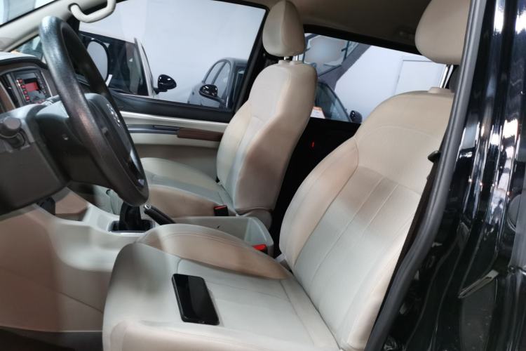 Used FORTHING Lingzhi 2020 M5L 1.6L Base Model 7 Seats