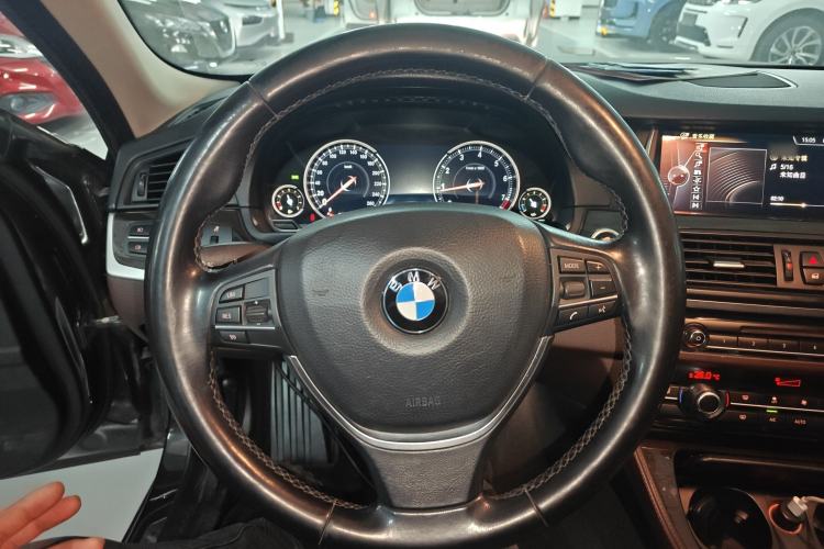 Used BMW 5 Series 2017 525Li Luxury Design Package
