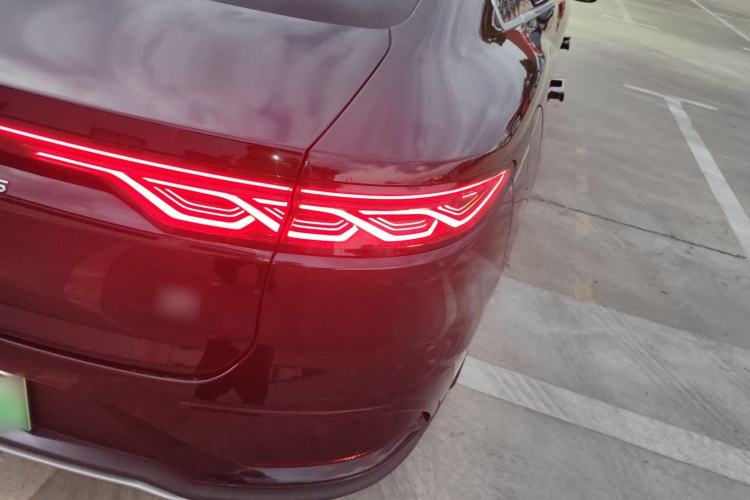 Used BYD Han 2023 EV Champion Edition 605KM Front-Drive Premium Model
