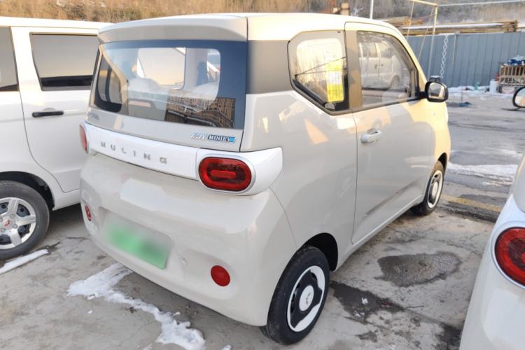 Used Wuling Hongguang MINIEV 2024 3rd Generation 215km Youth Edition

