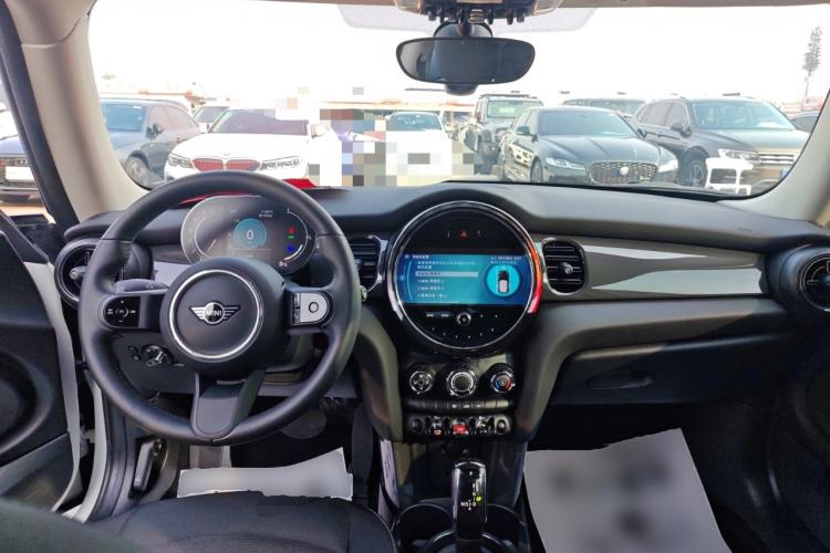 Used  MINI 2023 1.5T ONE
