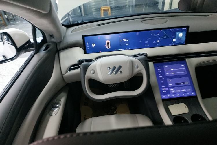 Used  LS7 2024 90 kWh Max Elite Rear-Drive Version