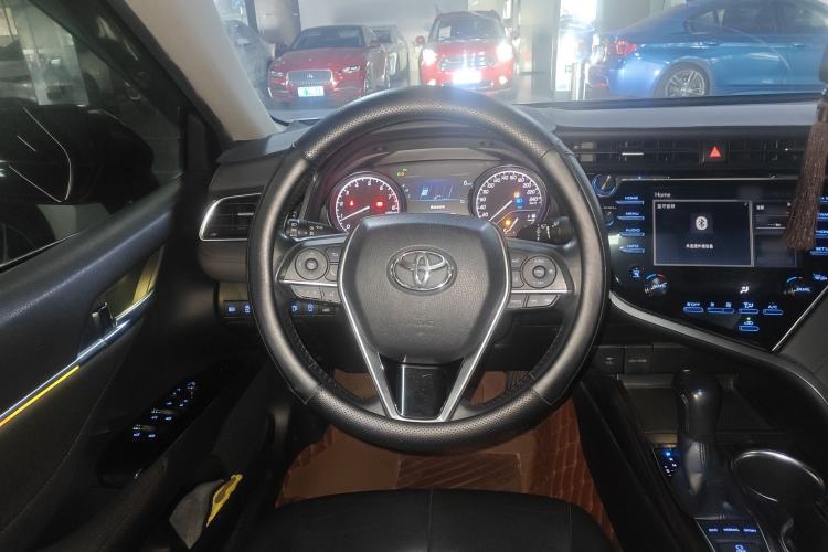 Used Toyota Camry 2018 2.5G Luxury Edition
