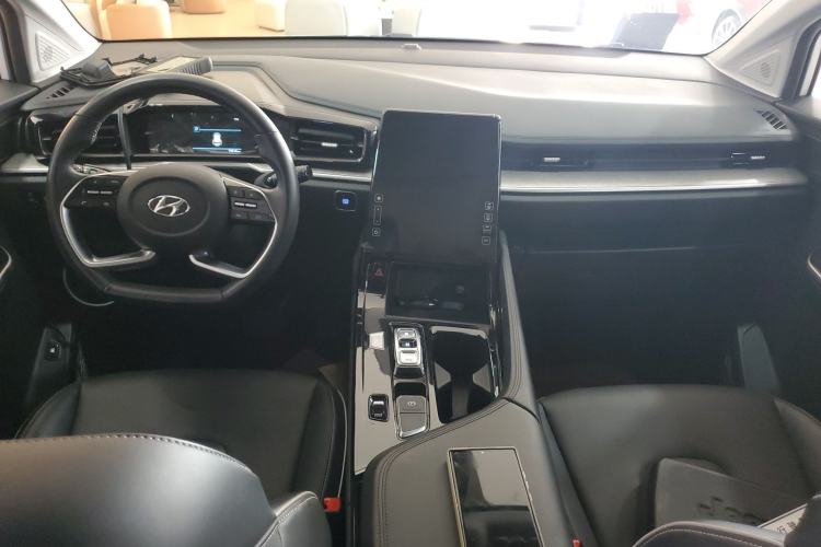 Used Hyundai Custo 2021 270TGDi Prestige LUX

