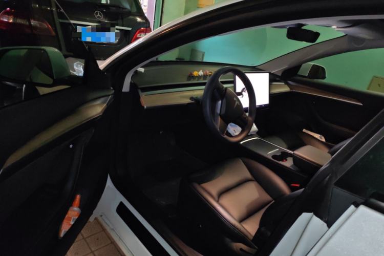 Used Tesla Model 3 2022 Rear-Wheel-Drive Version
