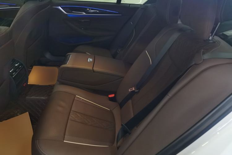 Used BMW 5 Series 2022 Second Facelift 525Li M Sport Package
