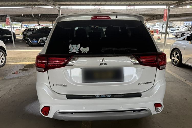 Used Mitsubishi Outlander 2021 Revised Version 2.0L Two-Wheel Drive Comfort Edition 5 Seats
