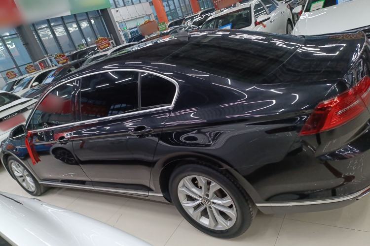 Used Volkswagen Magotan 2018 330TSI DSG Luxury Model
